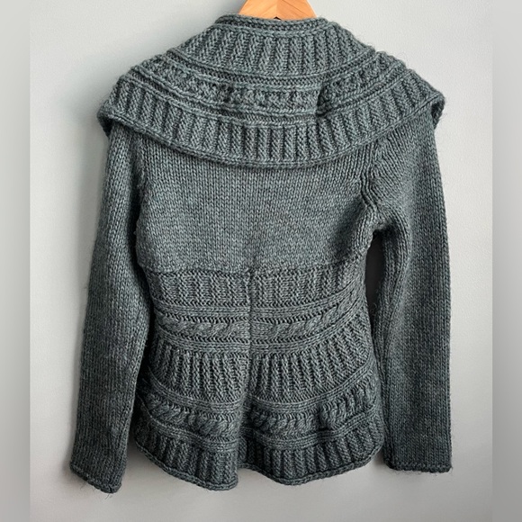 Elsamanda Shawl Collared Tie Front Rounded Hem Cardigan Size M - Picture 4 of 5